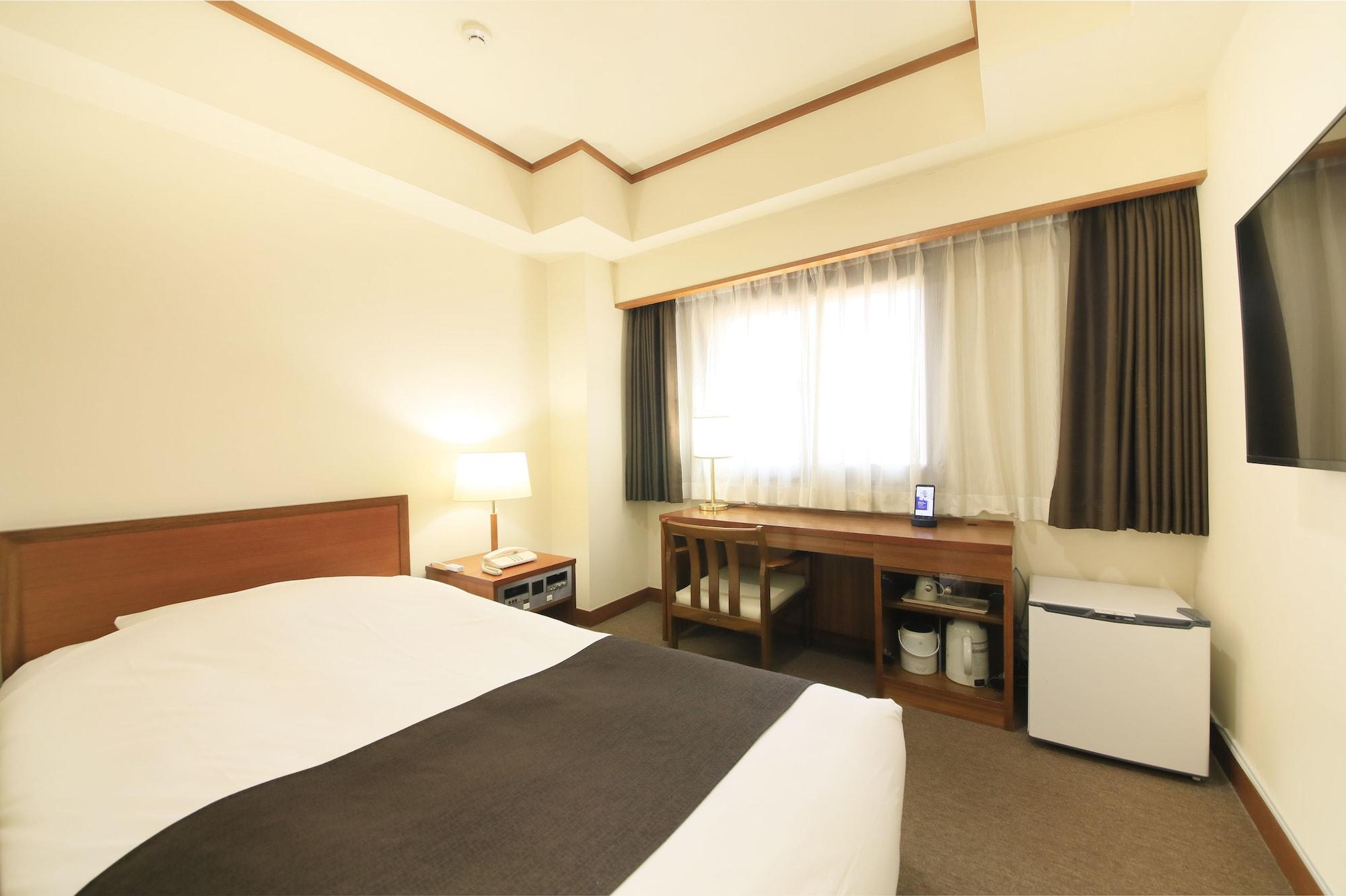 Maple Makuhari Hotel 2*